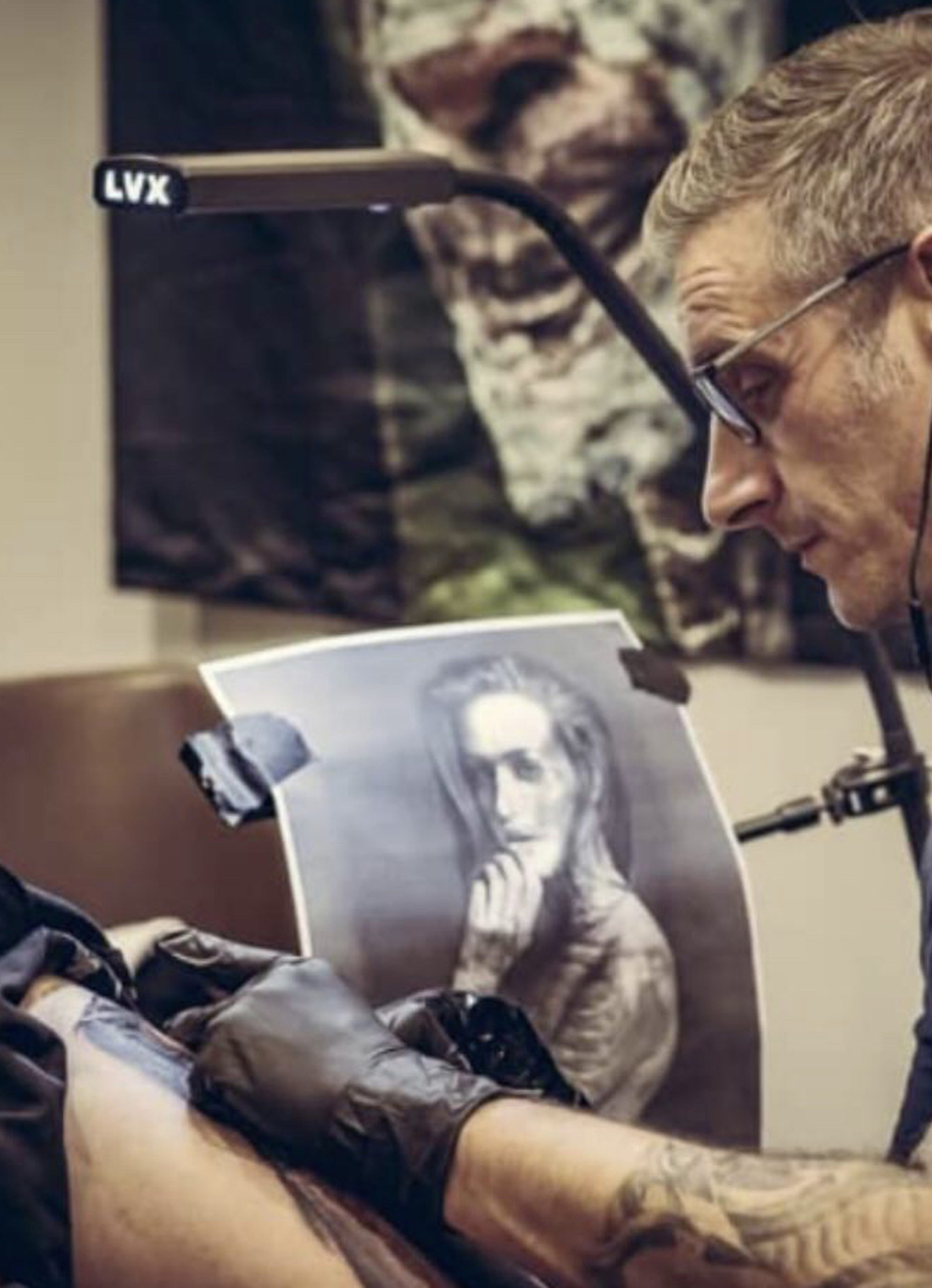 LVX light tattoo lamp